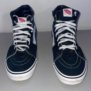 Navy blue vans size 12 mens.I can clean them to my best ability if interested.